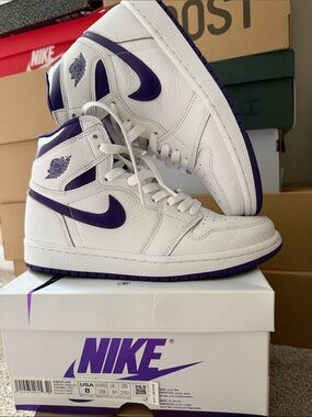 Nike White and Purple High-Top Basketball Sneakers Jordan 1